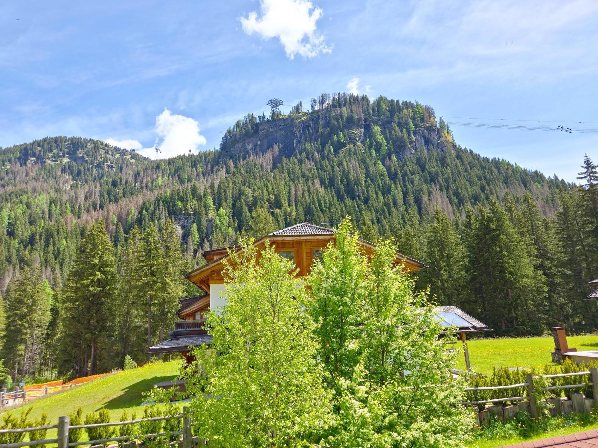 Residence Villa Flora By Ama Val Di Fassa Canazei Exterior photo
